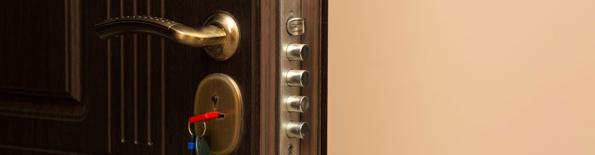 Beneficios de una puerta de seguridad homologada para tu hogar
